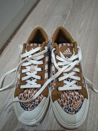 tênis adidas bravada 2.0 platform, tamanho 37, com estampa animal print.