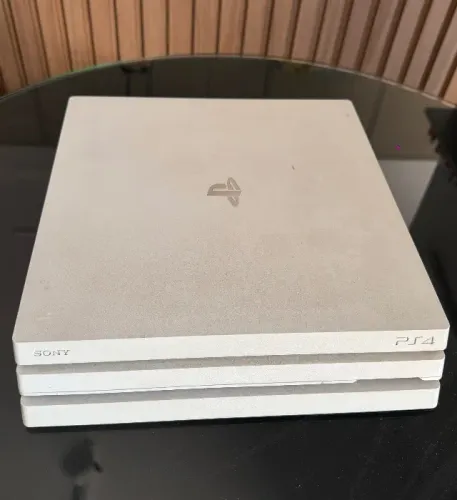 Play station 4 