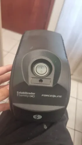 Estabilizador Force Line Eternity 600/300VA Automático