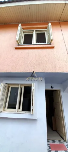 Sobrado no bairro Treviso