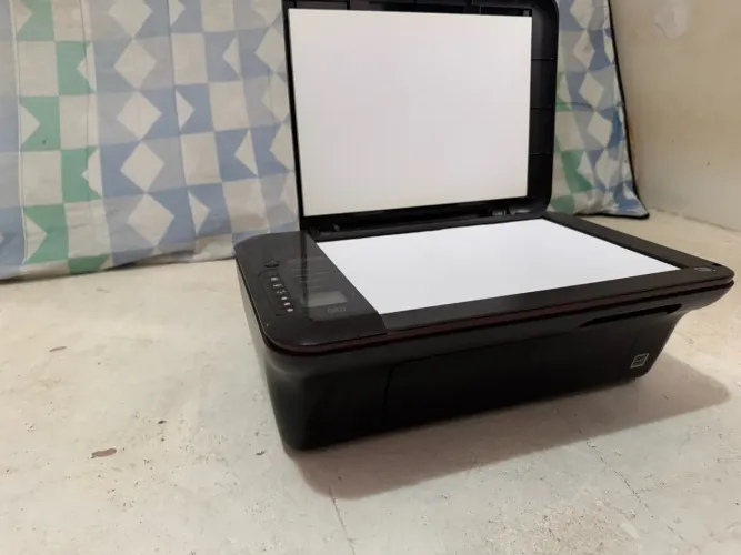 Vendo impressora hp funcionando normalmente precisando somente de cartuchos