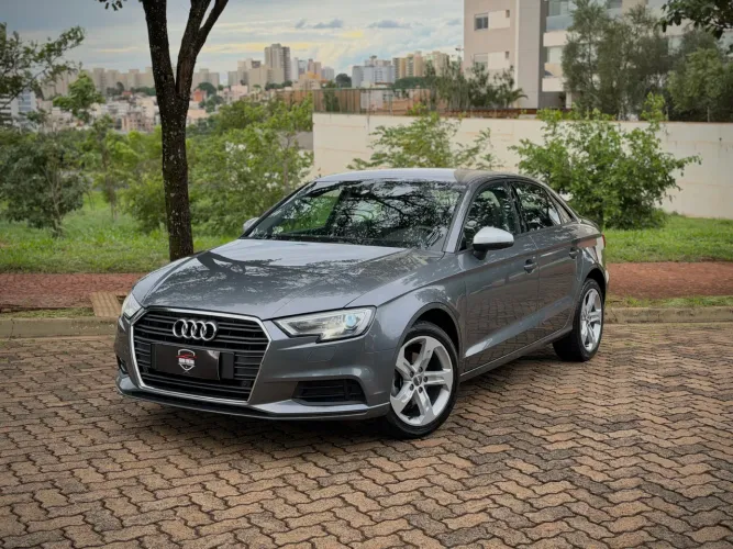 Audi A3 Sedan Prestige Plus 1.4 TFSI S-tronic 2019