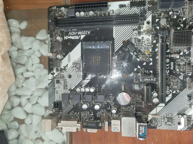 Placa mãe ASRock A320M-HDV