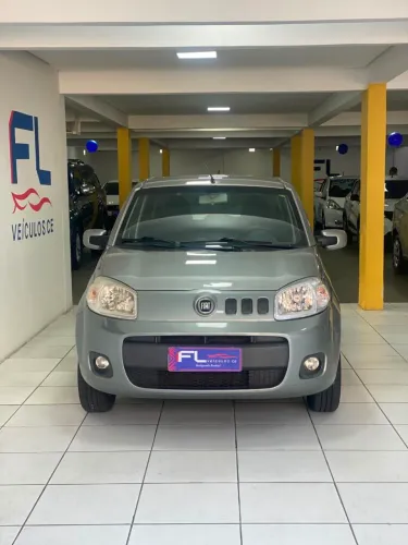 Fiat Uno Vivace Celeb. 1.0 EVO F. Flex 8V 3P 2012