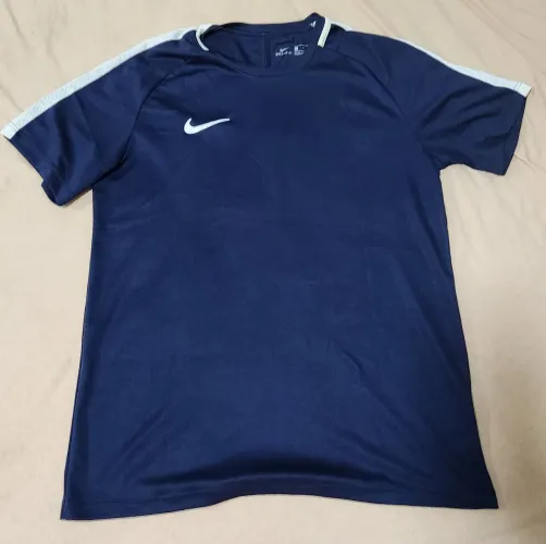 Camiseta Nike Dri-FIT Azul-Marinho P - Treino e Corrida