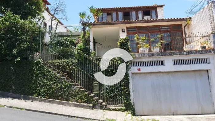 Casa com 5 dormitórios à venda, 283 m² por R$ 1.400.000,00 - Jardim Icaraí - Niterói/RJ