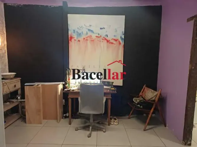 Loja : / Comercial / São Cristóvão