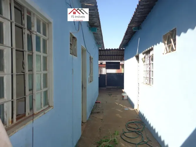 QR 514 Ótimo  Lote com Duas Casas com 1 e 2 Quartos com Energia e Água Individual em Samam