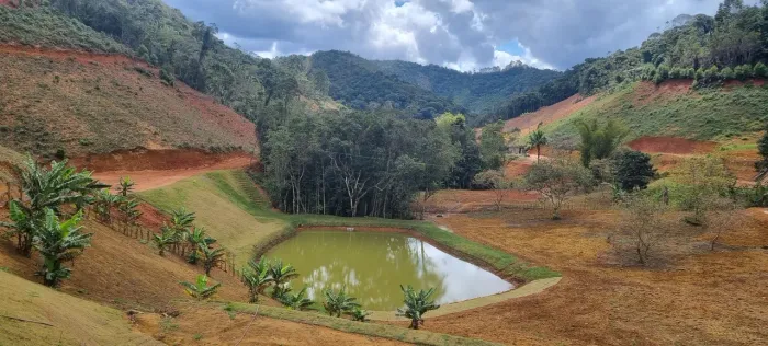 Santa Teresa: Terreno com 30.000m² a 10 min do Centro - Escriturado e Pronto pra Construir