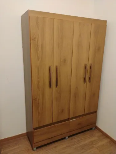 Guarda-roupa de solteiro