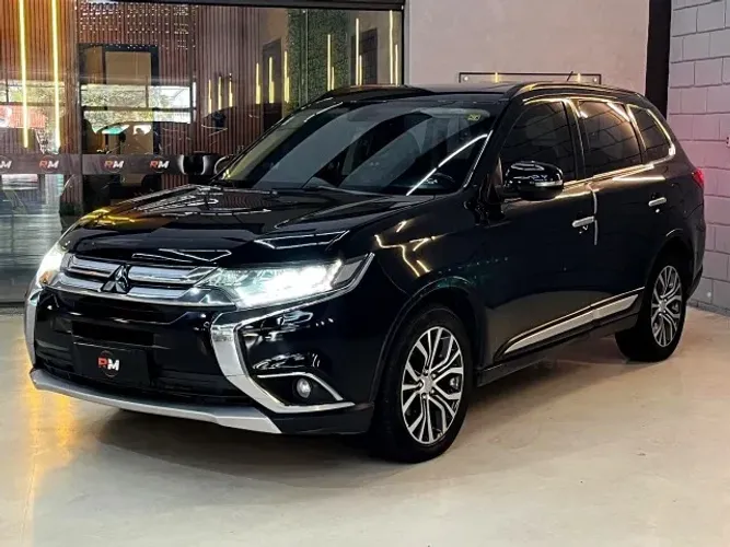 Mitsubishi Outlander 2.2 165cv Diesel Aut. 2016