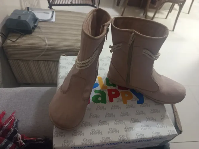BOTA DE MENINA 33