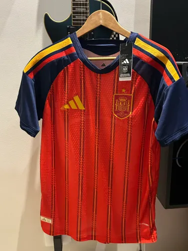 Camisa ESPANHA 26/27 Titular vermelha torcedor