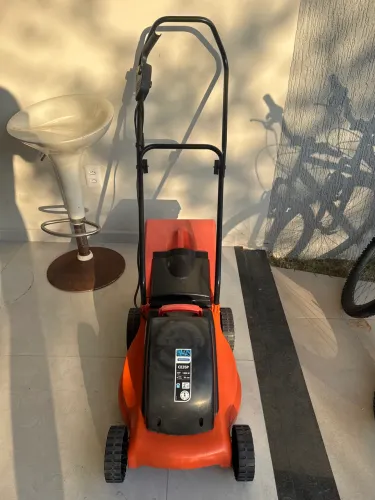 Carrinho para cortar grama elétrico Tramontina