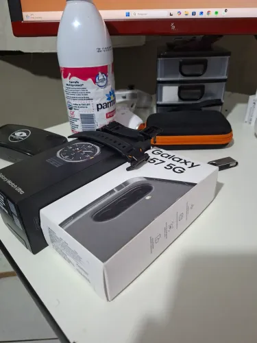 Galaxy A57 e Galaxy Watch Ultra