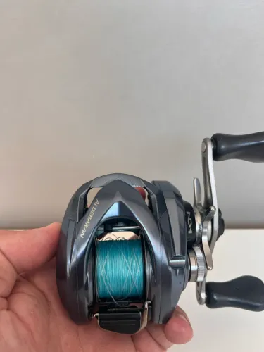 Carretilha Shimano Aldebaran 50hg BFS Direita