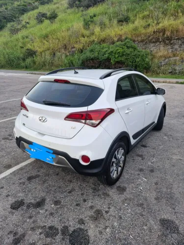 Hyundai HB20X Style 1.6 Flex 16V Mec. 2016
