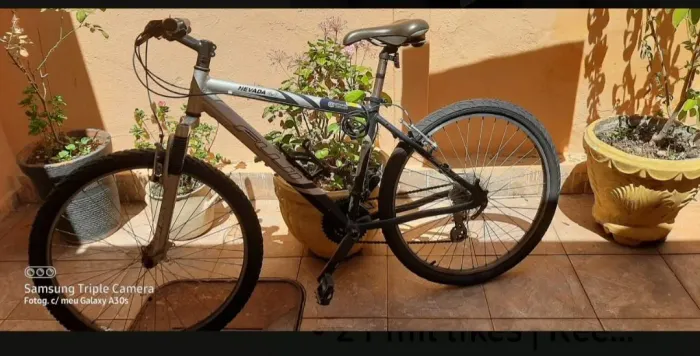 Vendo bicicleta de marcha super conservada