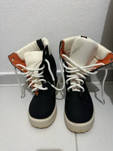 Bota coturno 