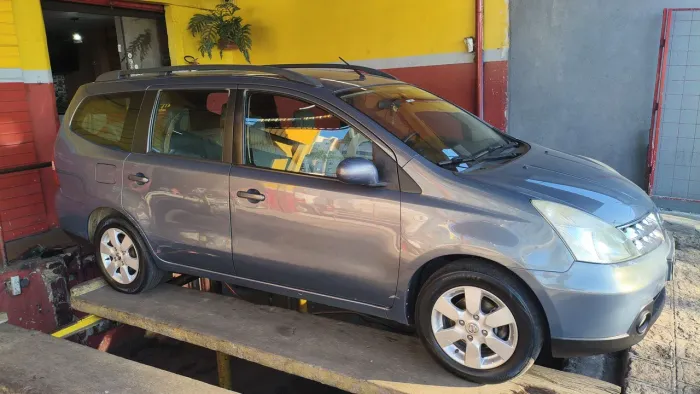 Nissan Livina Grand SL 1.8 16V Flex Fuel MEC 2010