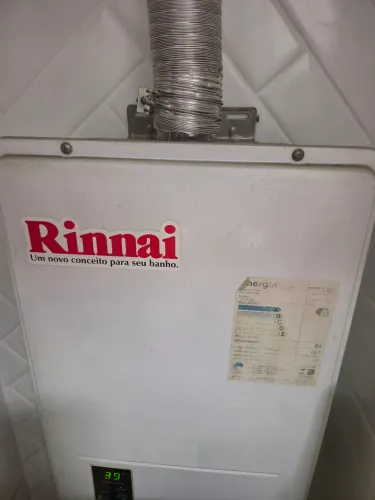Aquecedor Rinnai REU 1602 GN - 22,5L/min (3 duchas)