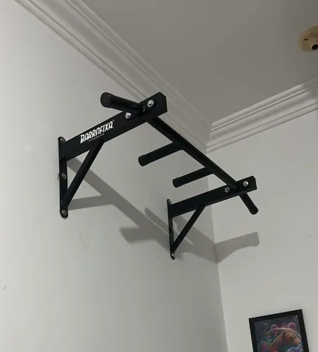 Barra fixa de parede