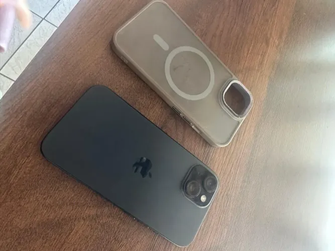 iPhone 15 128gb
