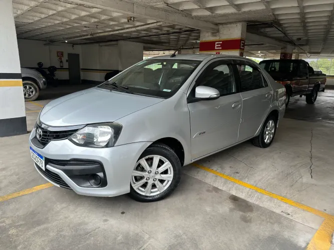 Toyota Etios X Plus Sedan 1.5 Flex 16V 4P Mec. 2019
