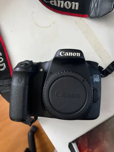 CANON 70D - EXCELENTE DSLR CONSERVADA TOP