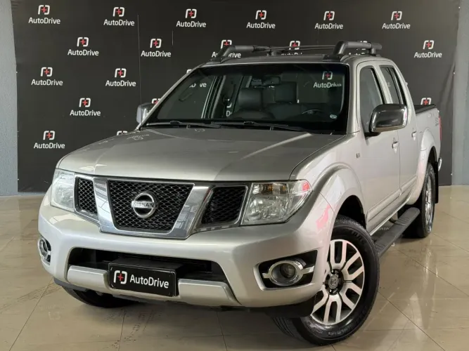 Nissan Frontier SL CD 4X4 2.5tb Diesel AUT 2014