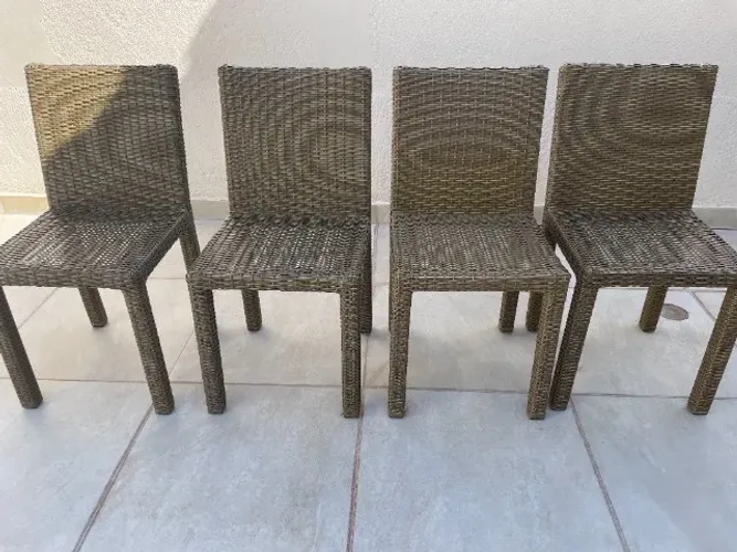 4 cadeiras em ratan