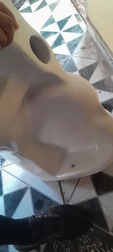Vendo um vaso sanitario (deficiente)