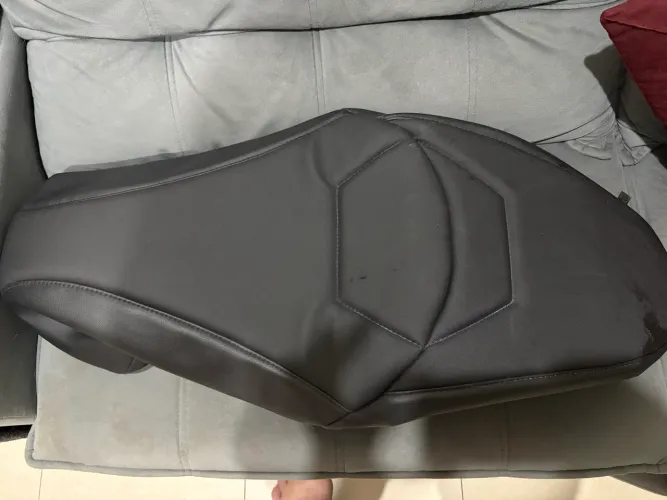 Capa GV bancos Xmax 250