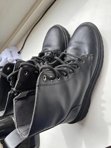 Vendo bota feminina 37 semi nova 