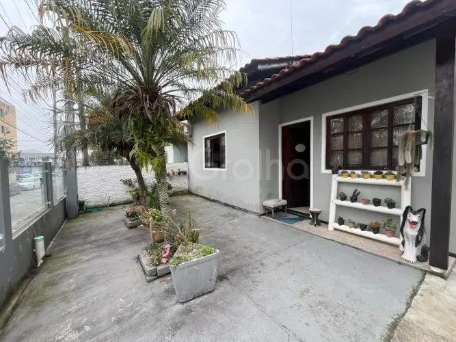 Casa com 58,74 m2 no Madri, Palhoça