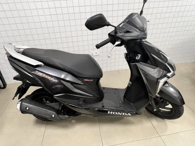 Moto nova