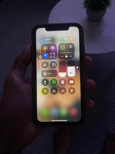 Troco iPhone XR em iPhone 11