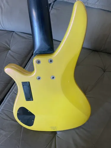 Baixo 5 cordas Yamaha rbx com cordas novas acompanha bag nova tbem