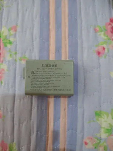 Bateria Canon Lp-e5 + Carregador Usado para Canon Eos T1i Xsi 1000d 500d 450d Kiss <br>