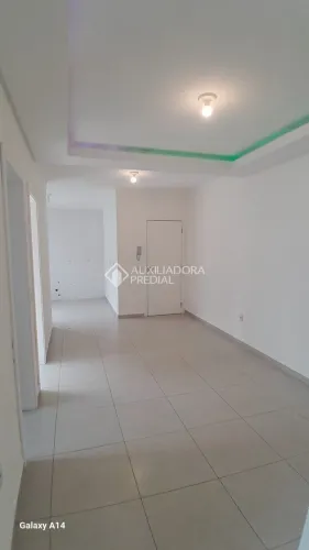 Amplo apartamento 3 dormitórios, suíte, próximo da praia
