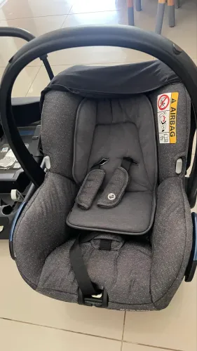 Bebê conforto Máxi Cosi