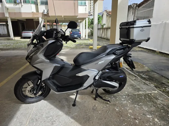 Adv 160  2025 