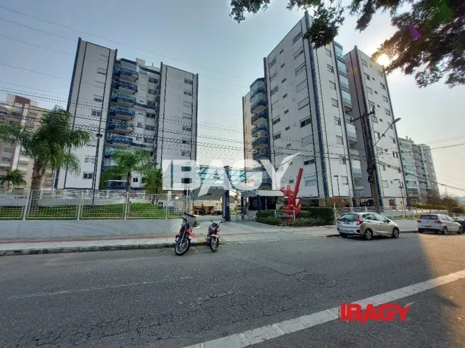 Excelente Apartamento 3 dormitório(s) em Itacorubi - Florianópolis