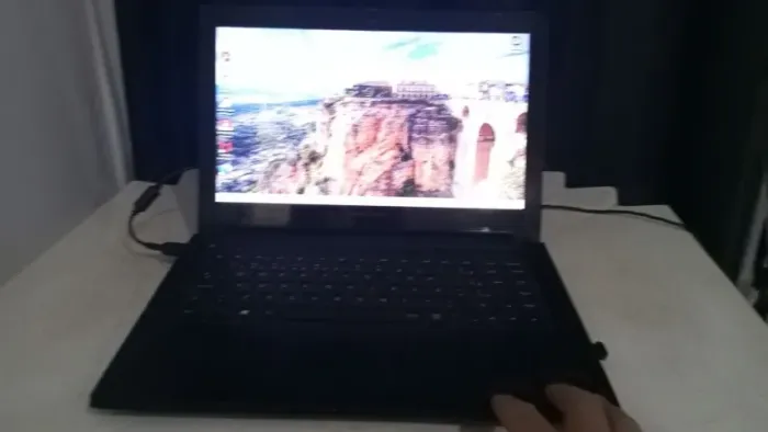Notebook Lenovo Core i5 4GB Windows 10