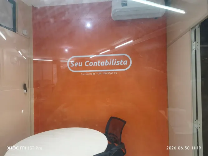 Aluga sala climatizada com energia, internet em pleno bairro do Marco