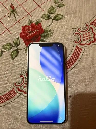 Vende-se iPhone 14 normal 128 gb