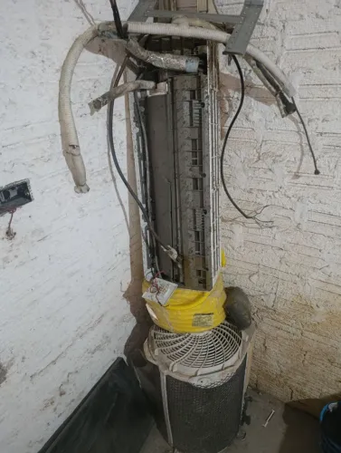 A ar condicionado 24.000 btu no precin chama ? 