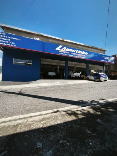 Ponto comercial e apartamentos