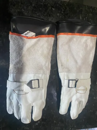 LUVA DE ALTA TENSÃO CLASSE ZERO