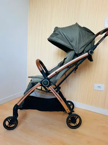 Carrinho ABC design Semi novo 